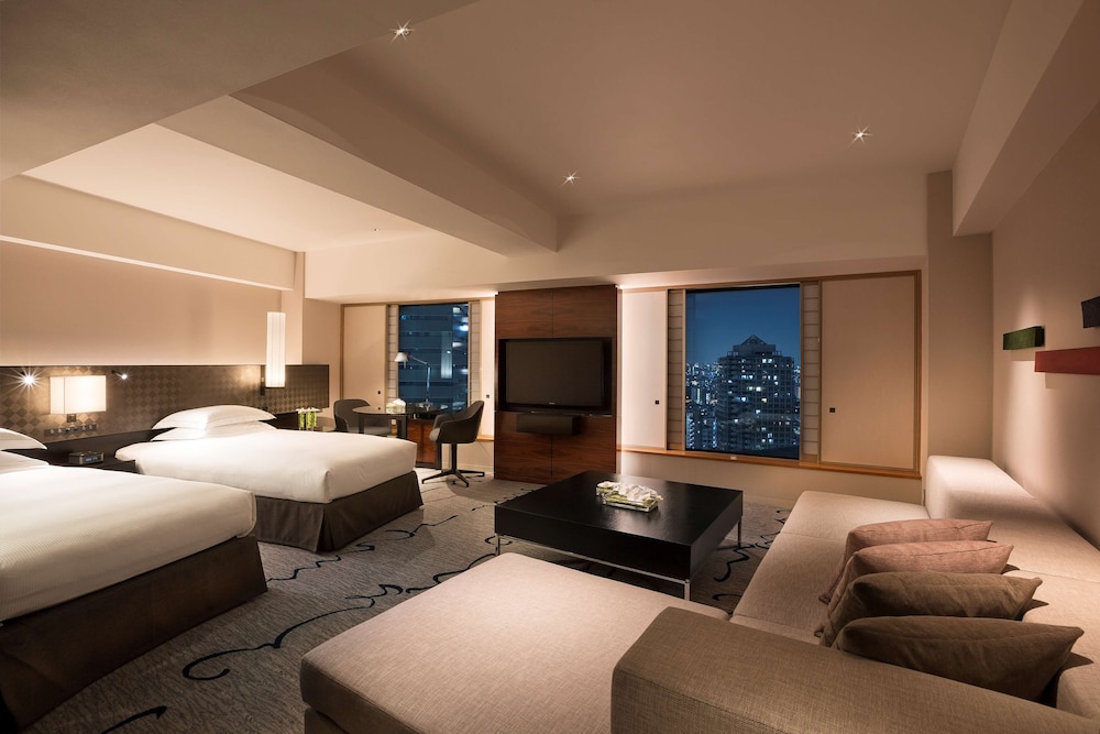 Hilton Tokyo 21/78
