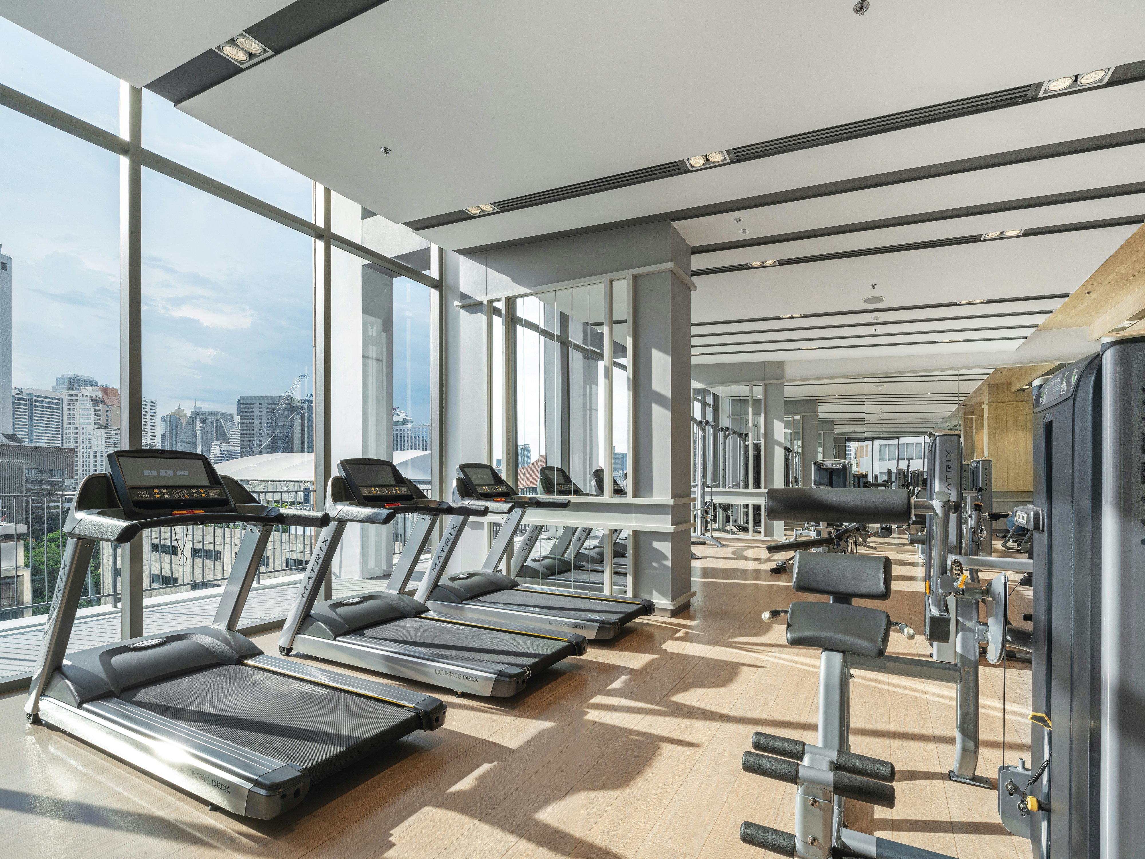 Oakwood Suites Bangkok 20/42