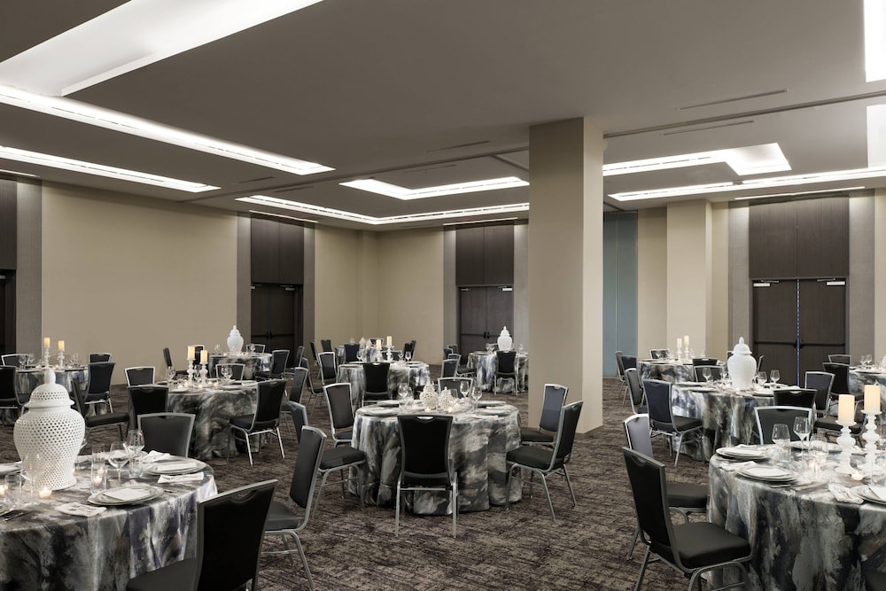 AC Hotel by Marriott Tallahassee Universities at the Capitol 54/58