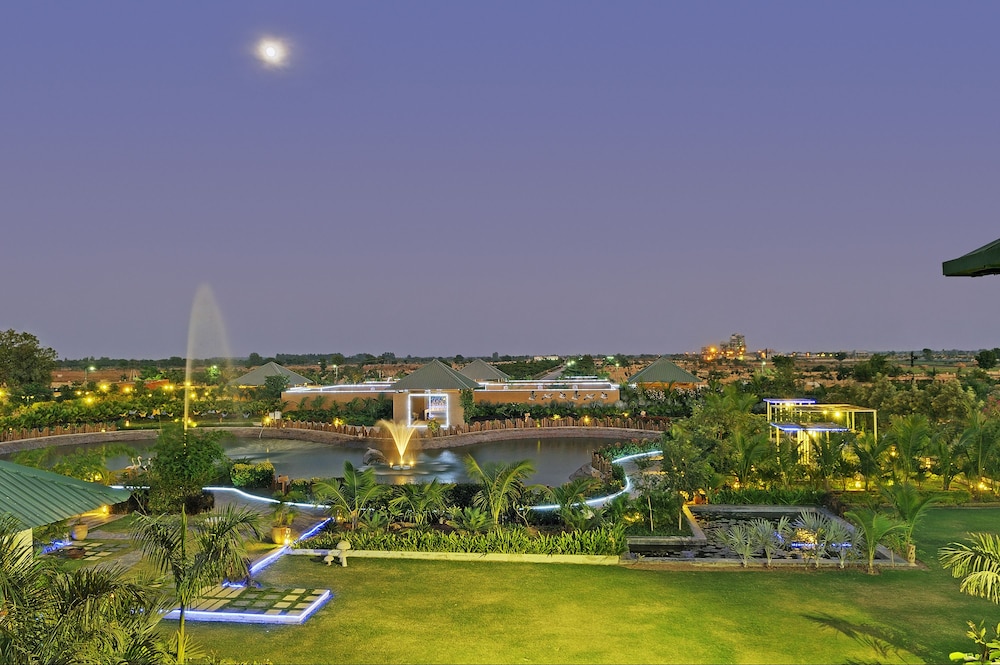 4 Night Starz Club & Spa photo 2