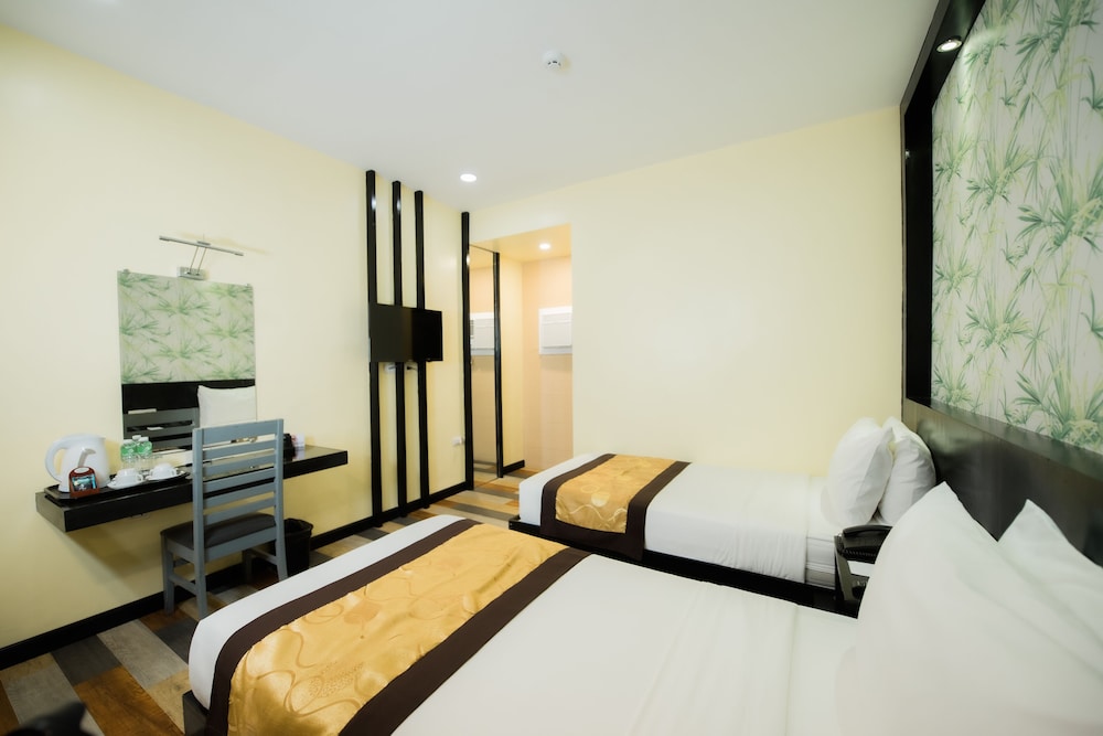 Sun City Suites 20/58