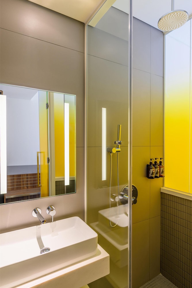 Wink Hotel Da Nang Centre 48/50
