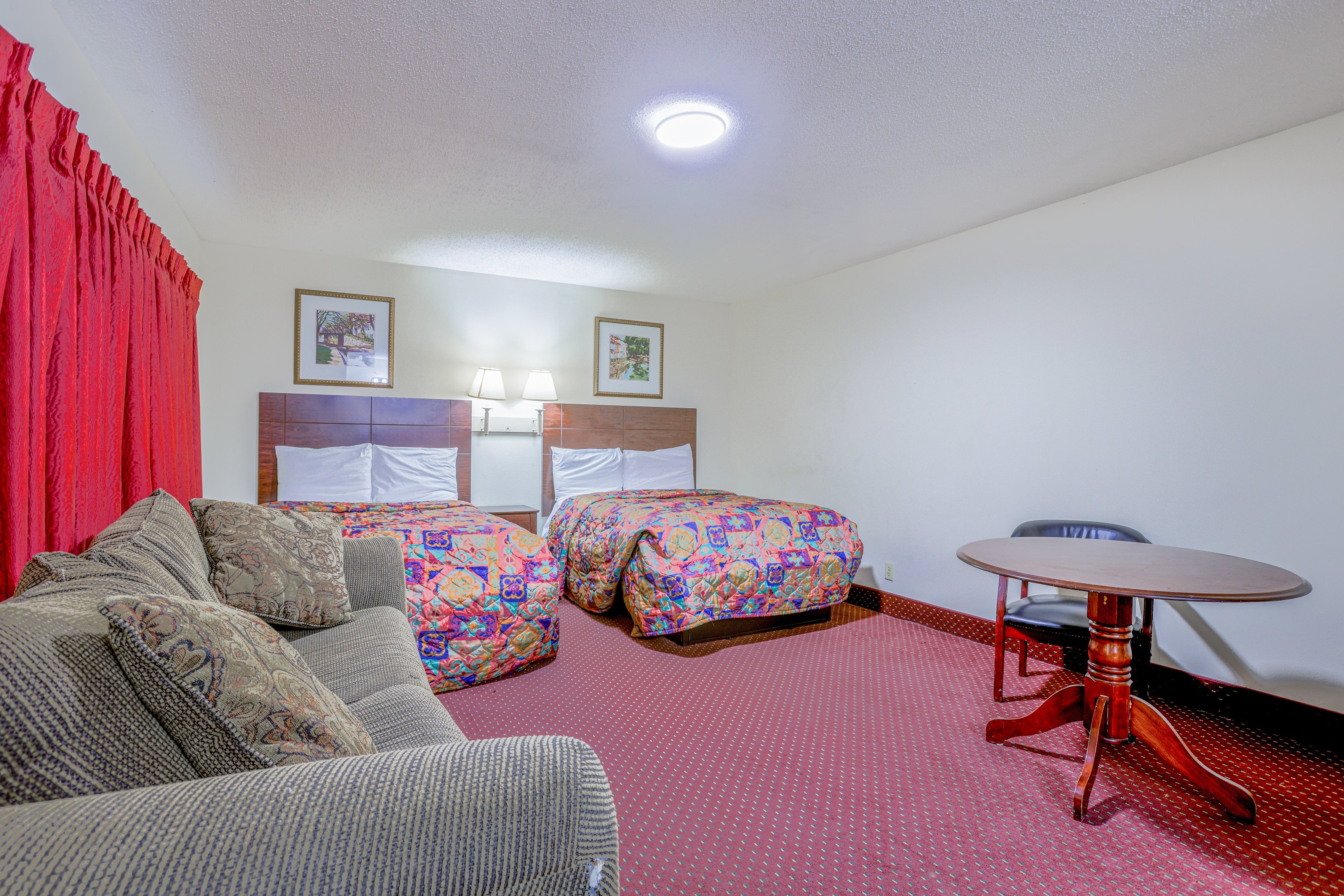 Whispering Pines by Hotel O Whitestone VA 27/50