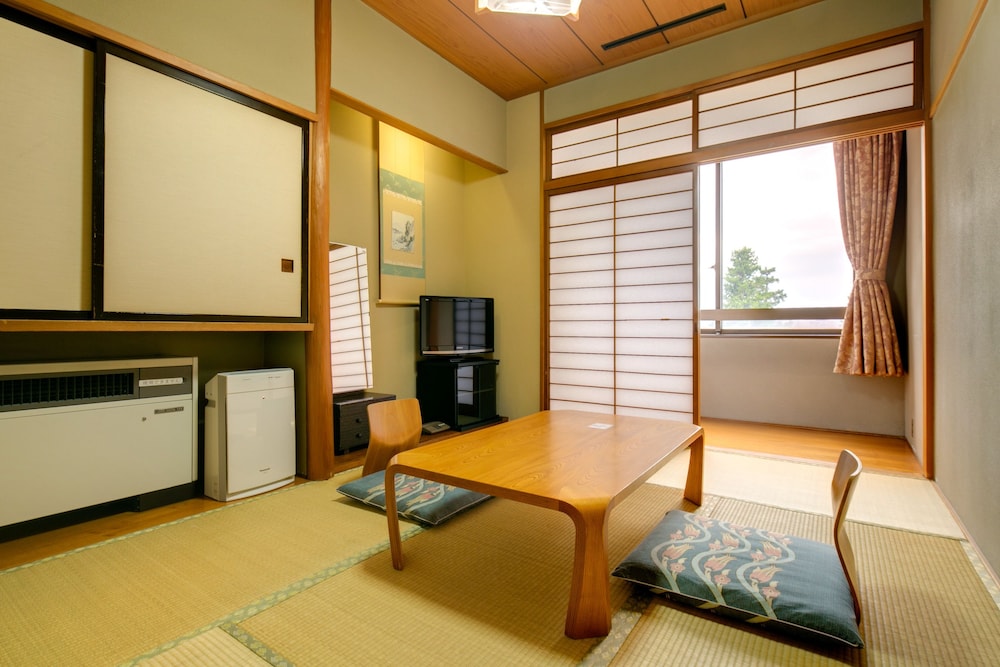 Akoya Kaikan 27/35