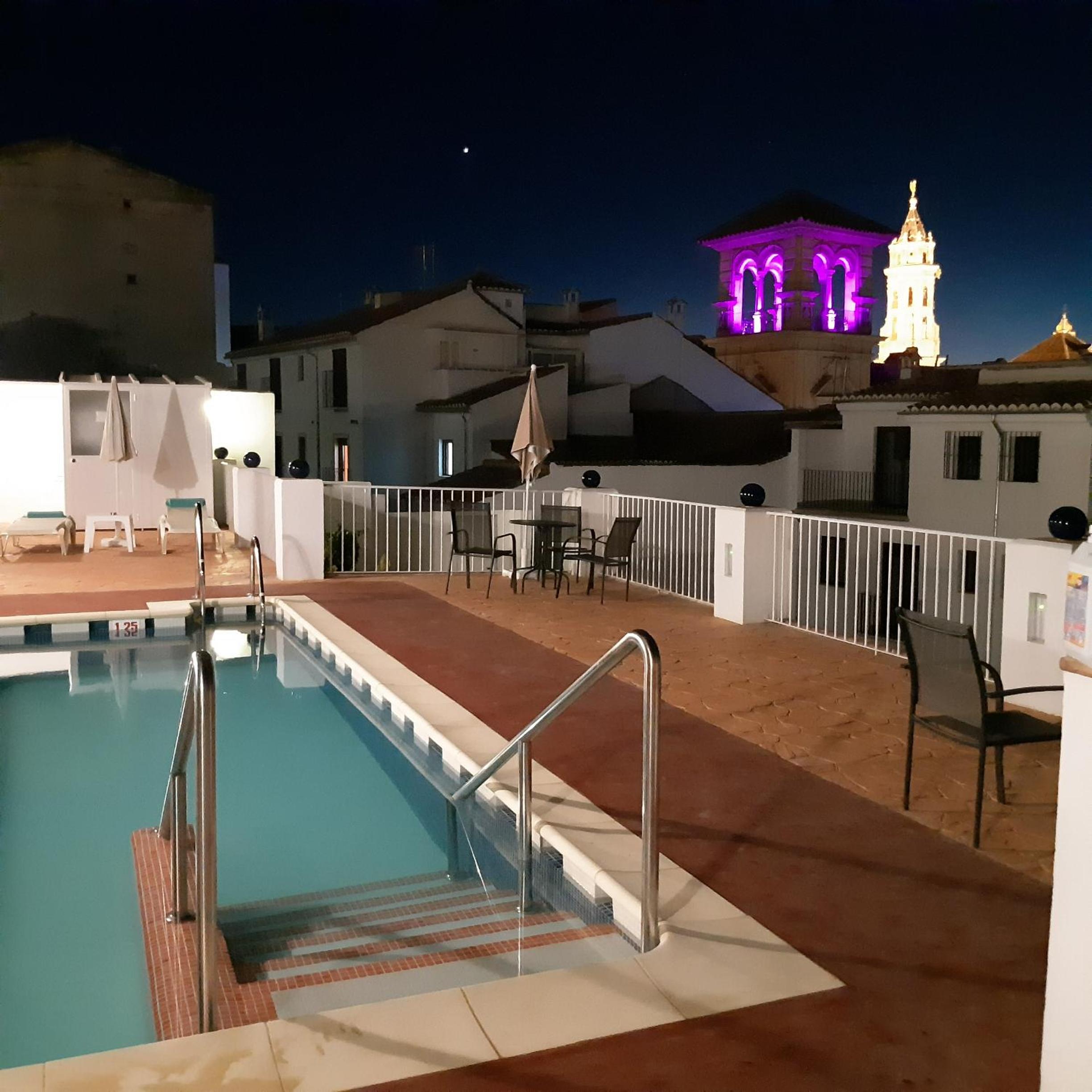 Hotel Infante Antequera 60/64