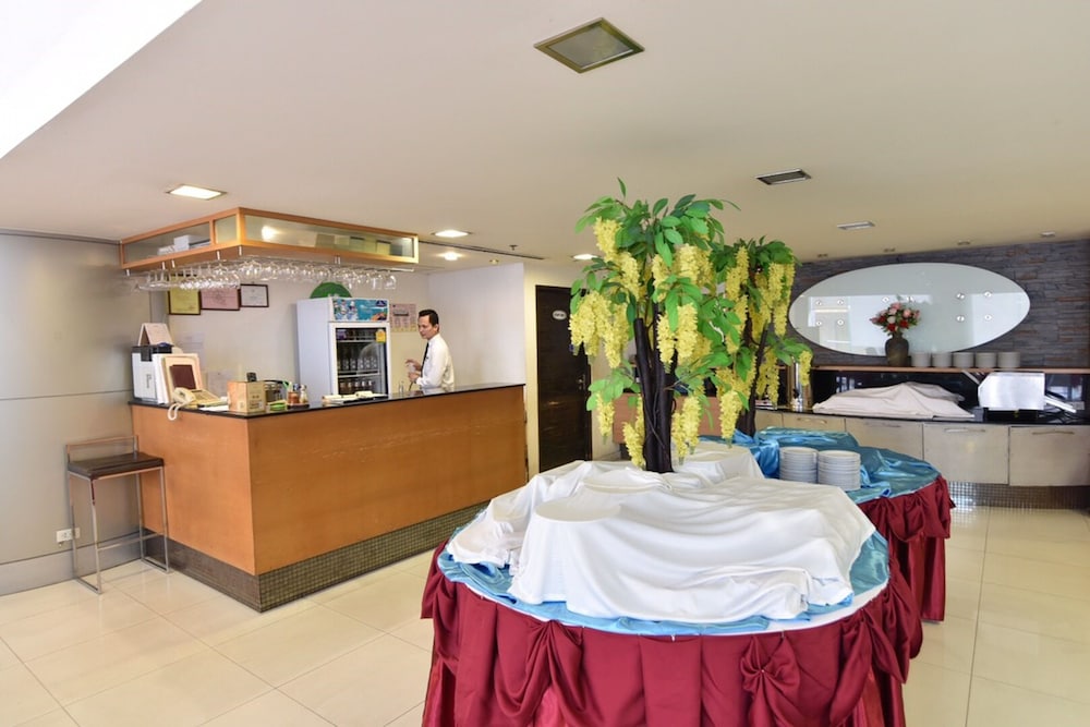 MAYFLOWER GRANDE HOTEL HAT YAI 7/37