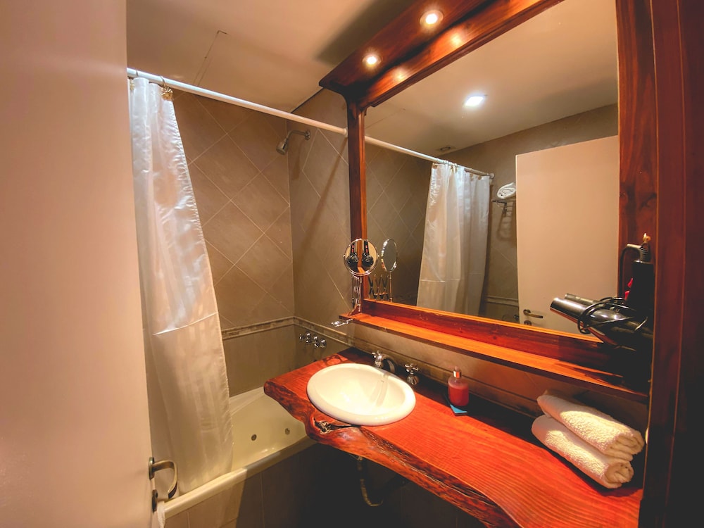 Lupama Hosteria 28/70