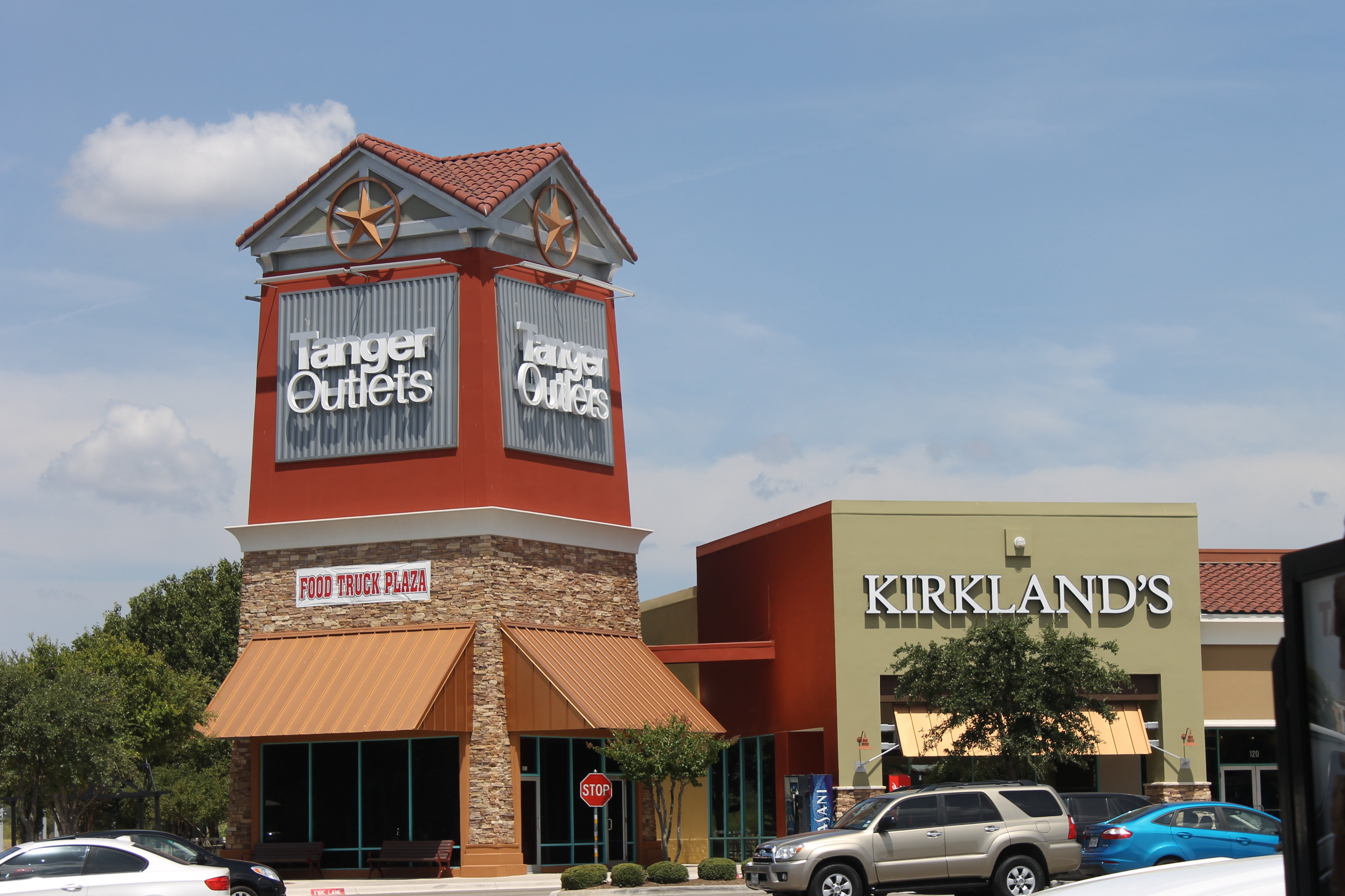 Holiday Inn Express & Suites New Braunfels 2/64