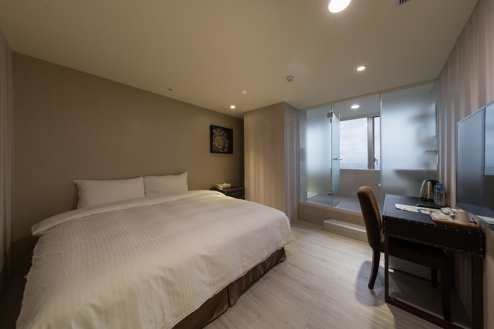 ROOM, DOUBLE BED, WITH VIEW