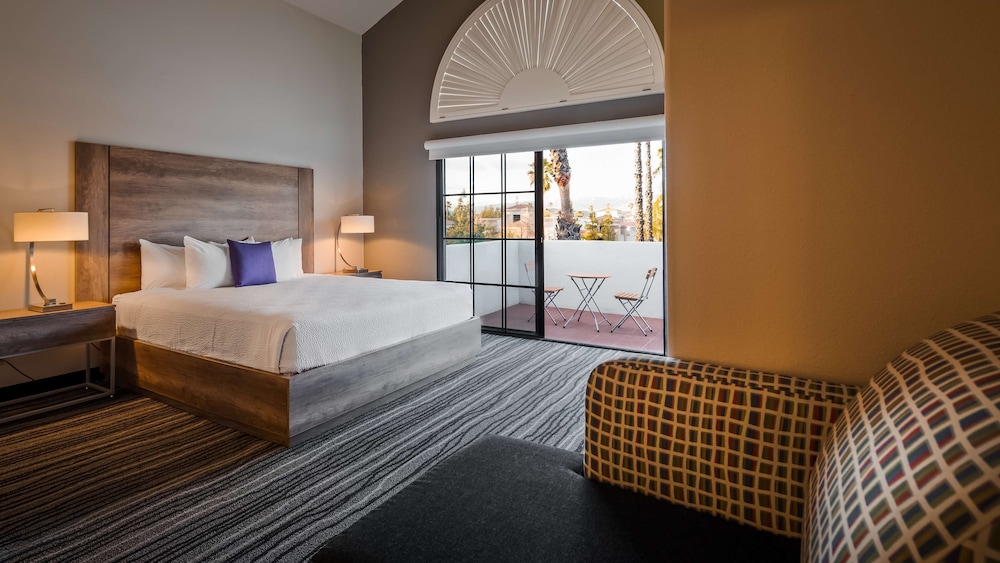 Best Western Posada Royale Hotel & Suites 11/50
