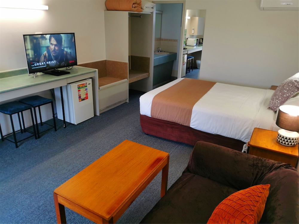 Eureka Lodge Motel 15/50