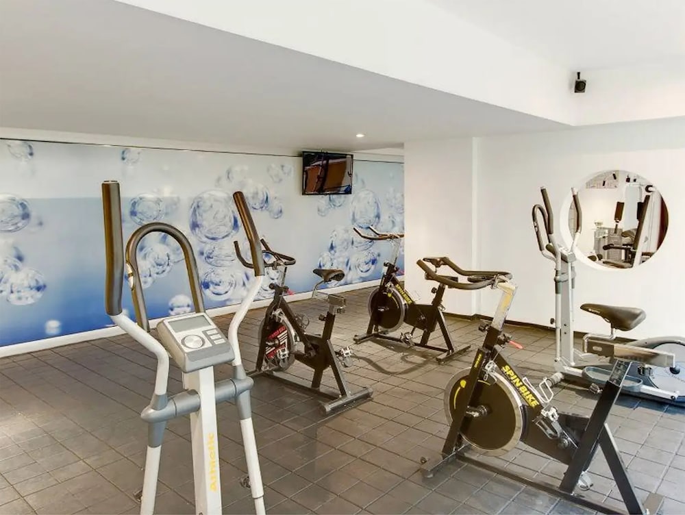 Hotel Aparta Suite Continental 43/75