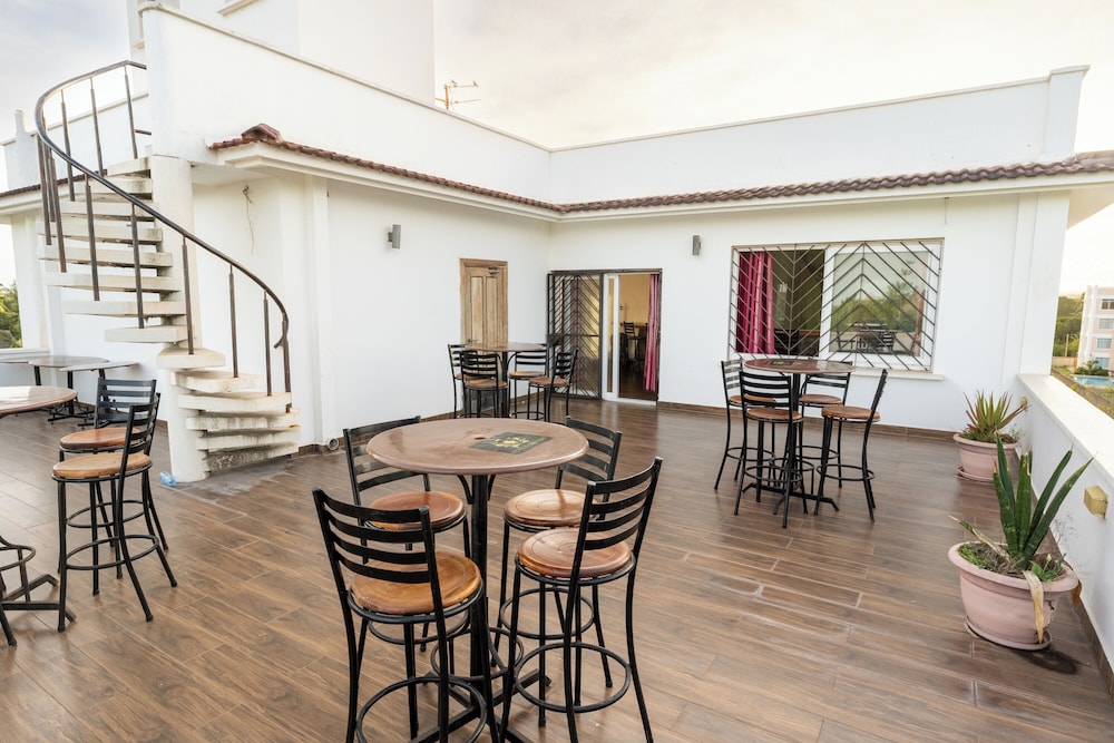 Queens Chateau Boutique Villa 31/50