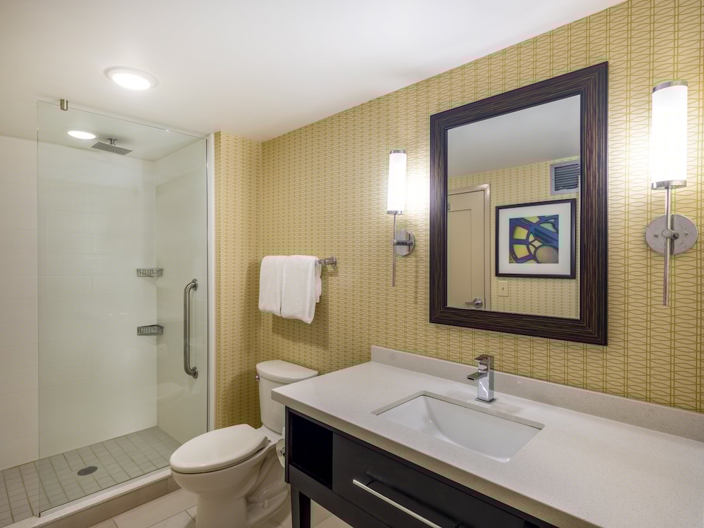 Holiday Inn Greensboro Coliseum 11/45
