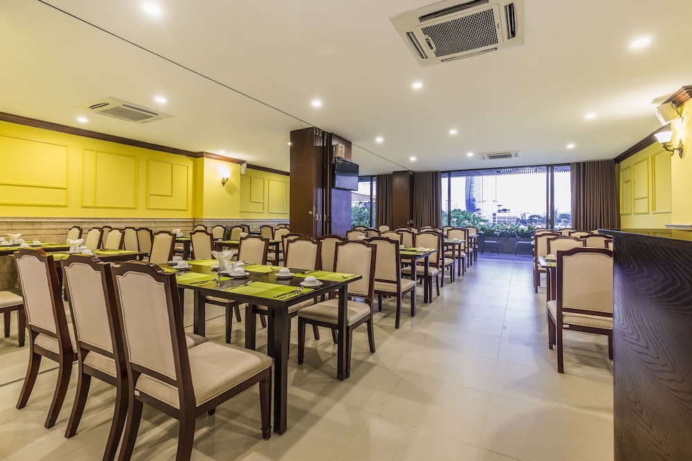 Ibiza Riverfront Hotel Da Nang 60/74
