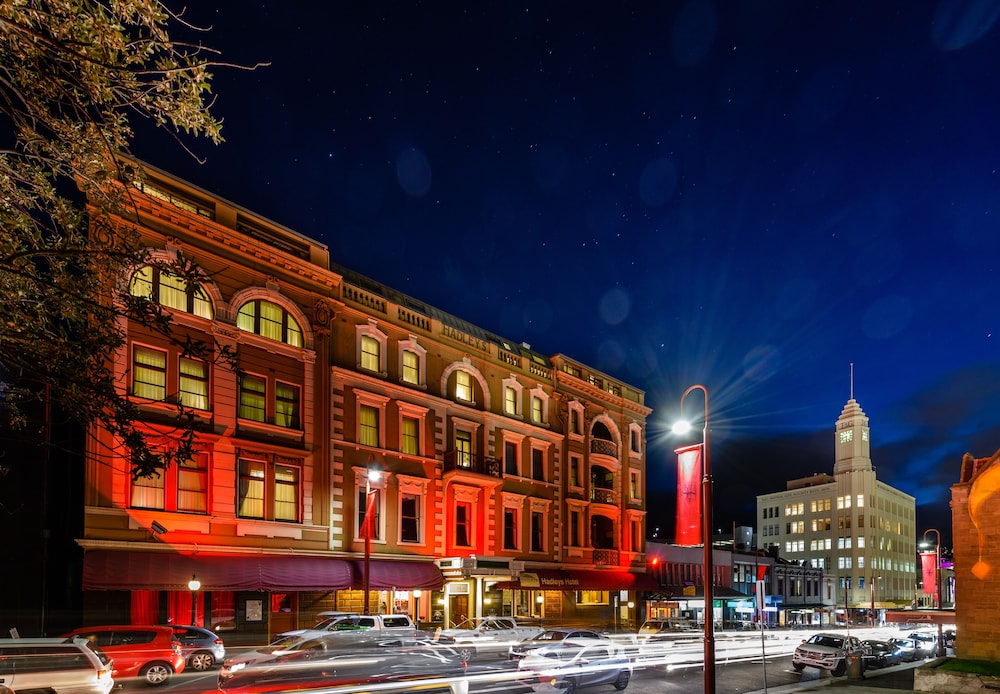 Hadleys Orient Hotel in HOBART