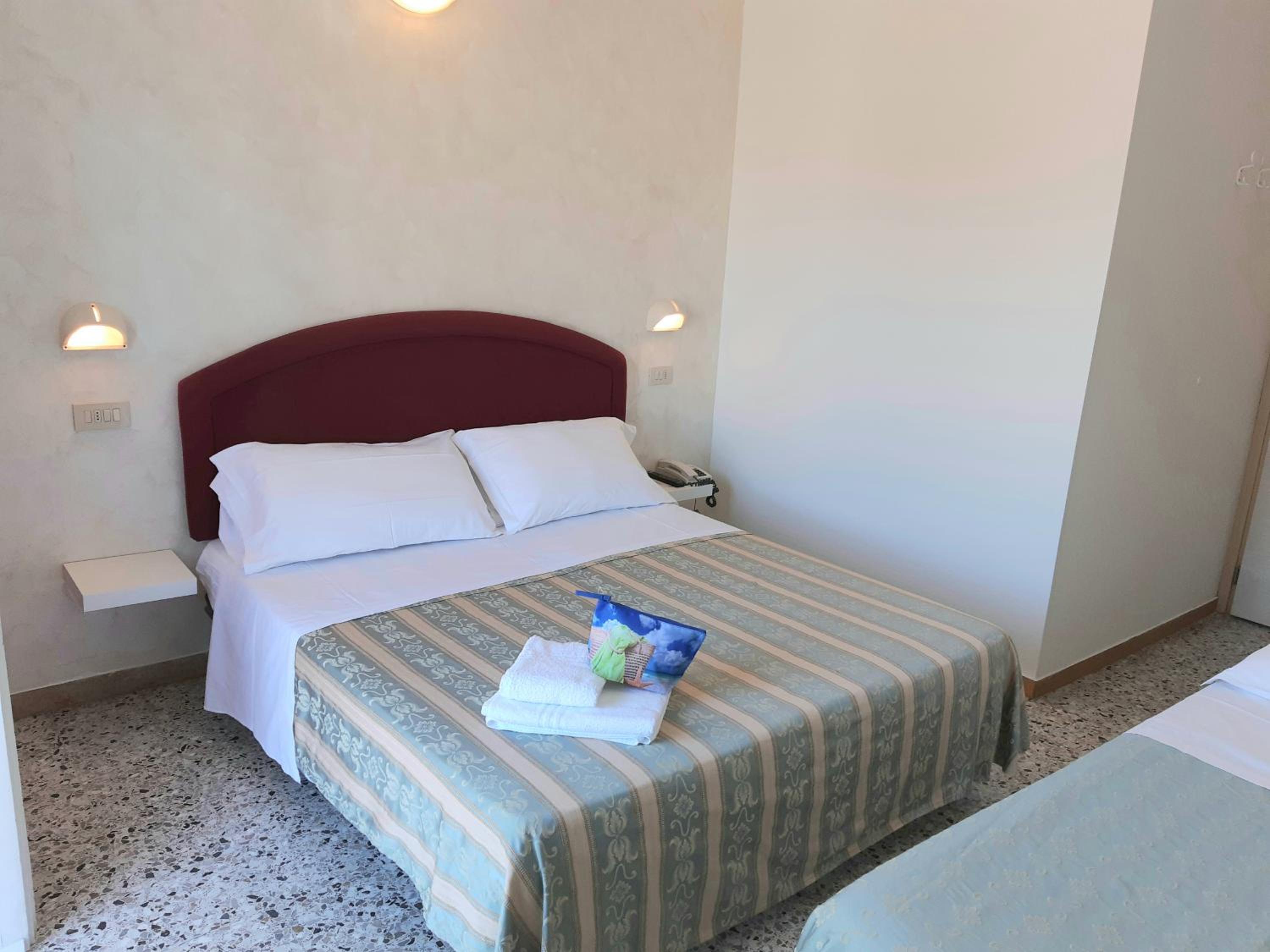 Hotel Raul 21/50