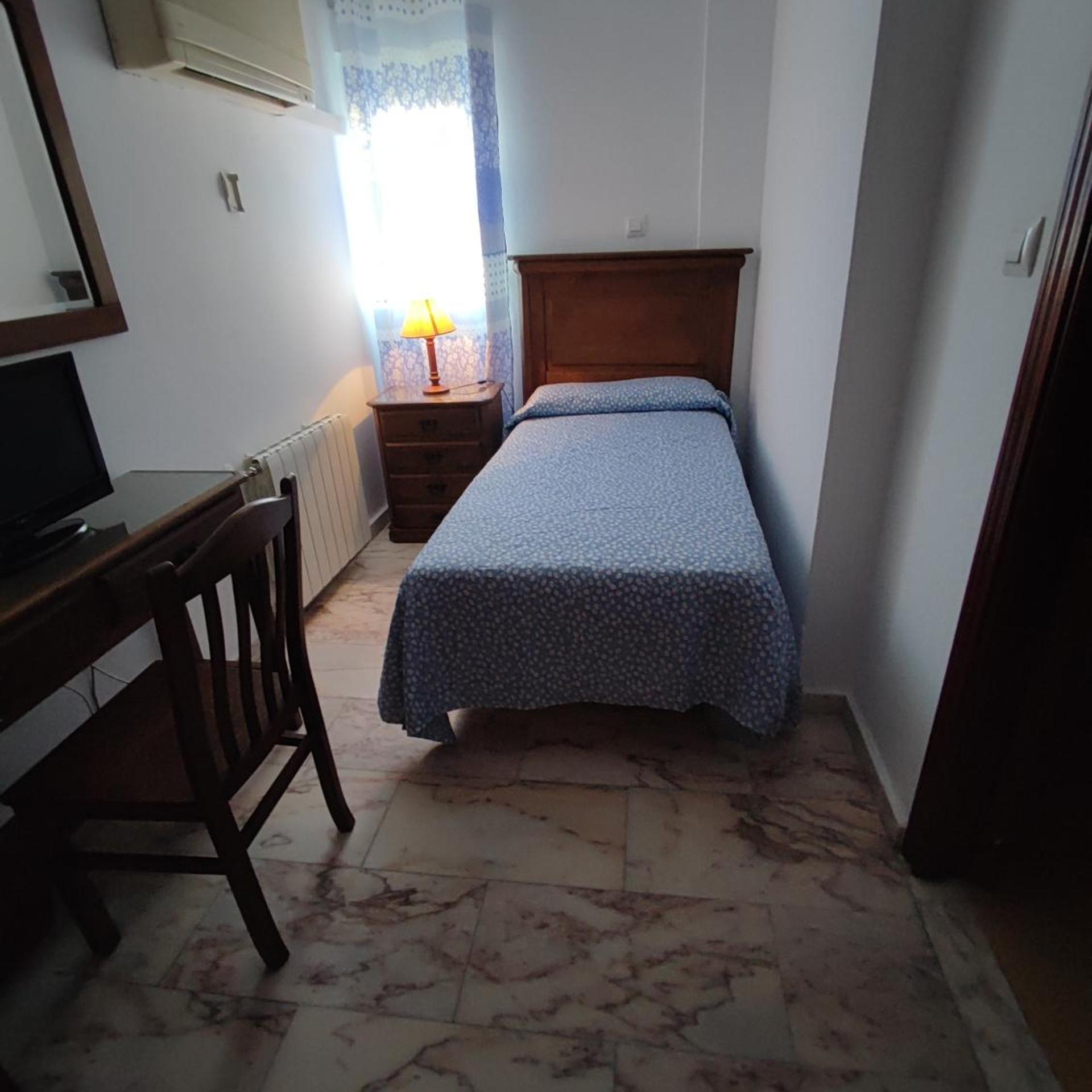 Hotel Cervantes 25/37