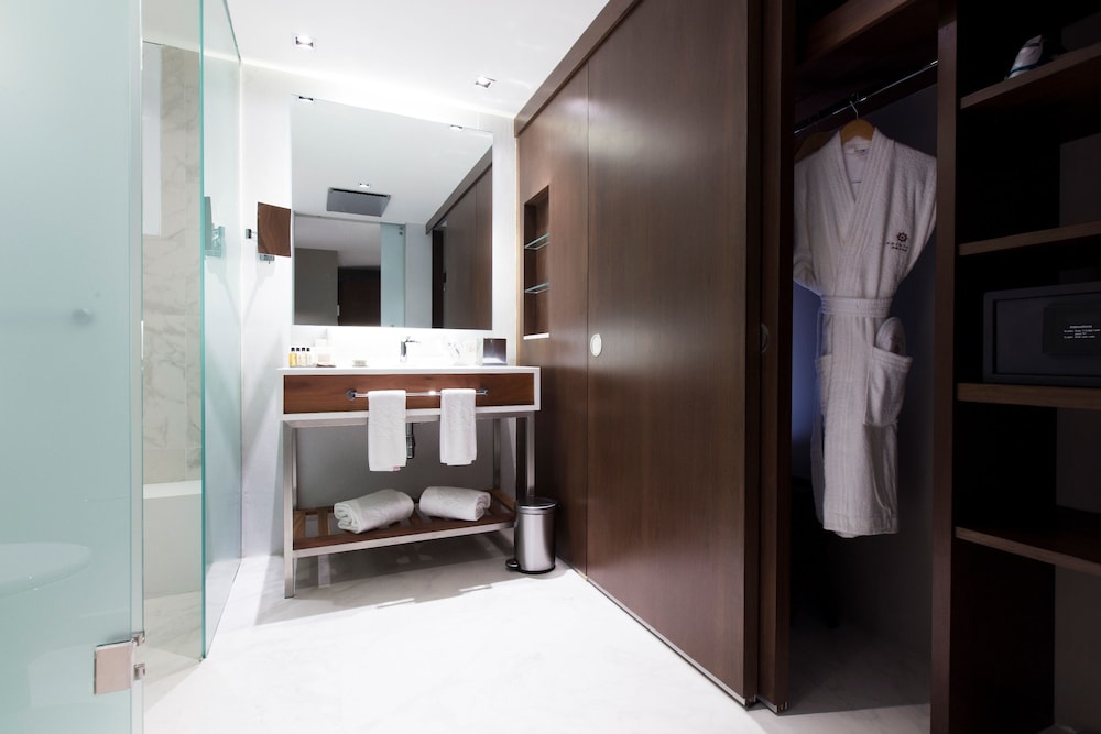 Krystal Grand Suites Insurgentes 24/67