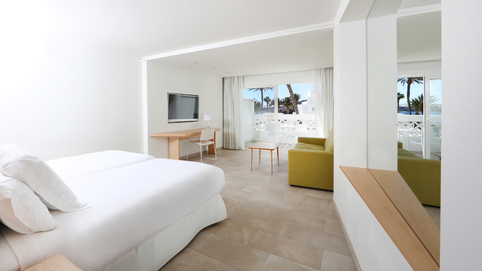 Premium, Junior Suite, Side Sea View, Balcony or Terrace