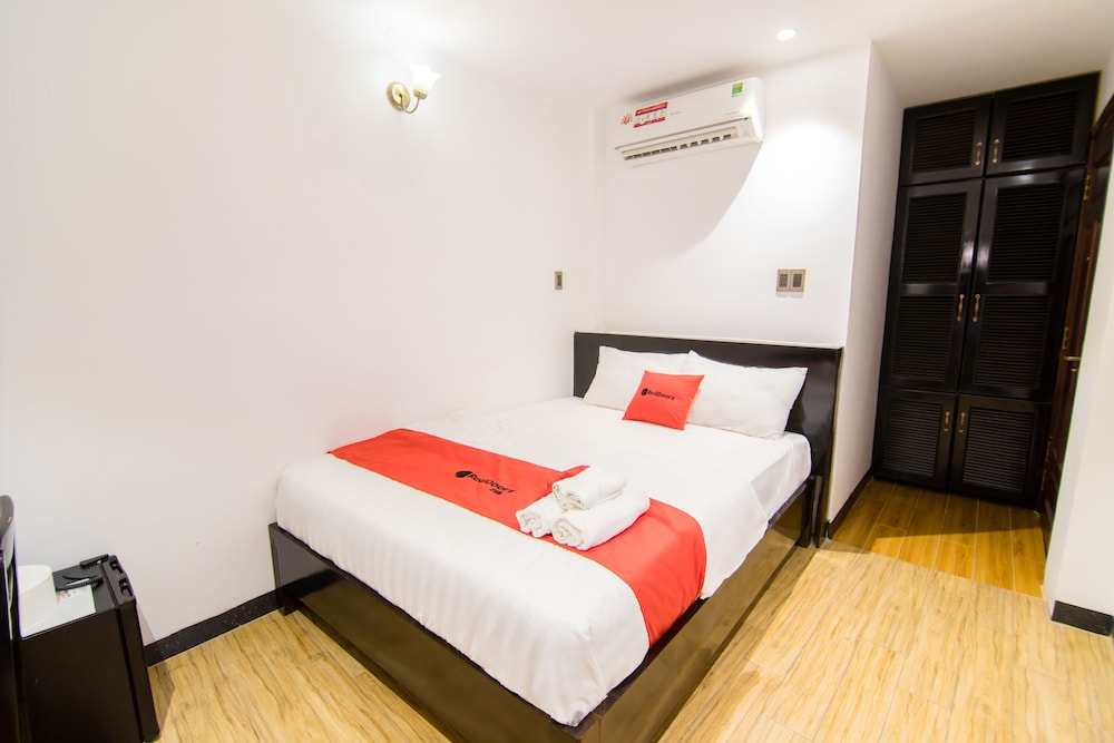 Reddoorz Plus Near Ba Chieu Market 5/24