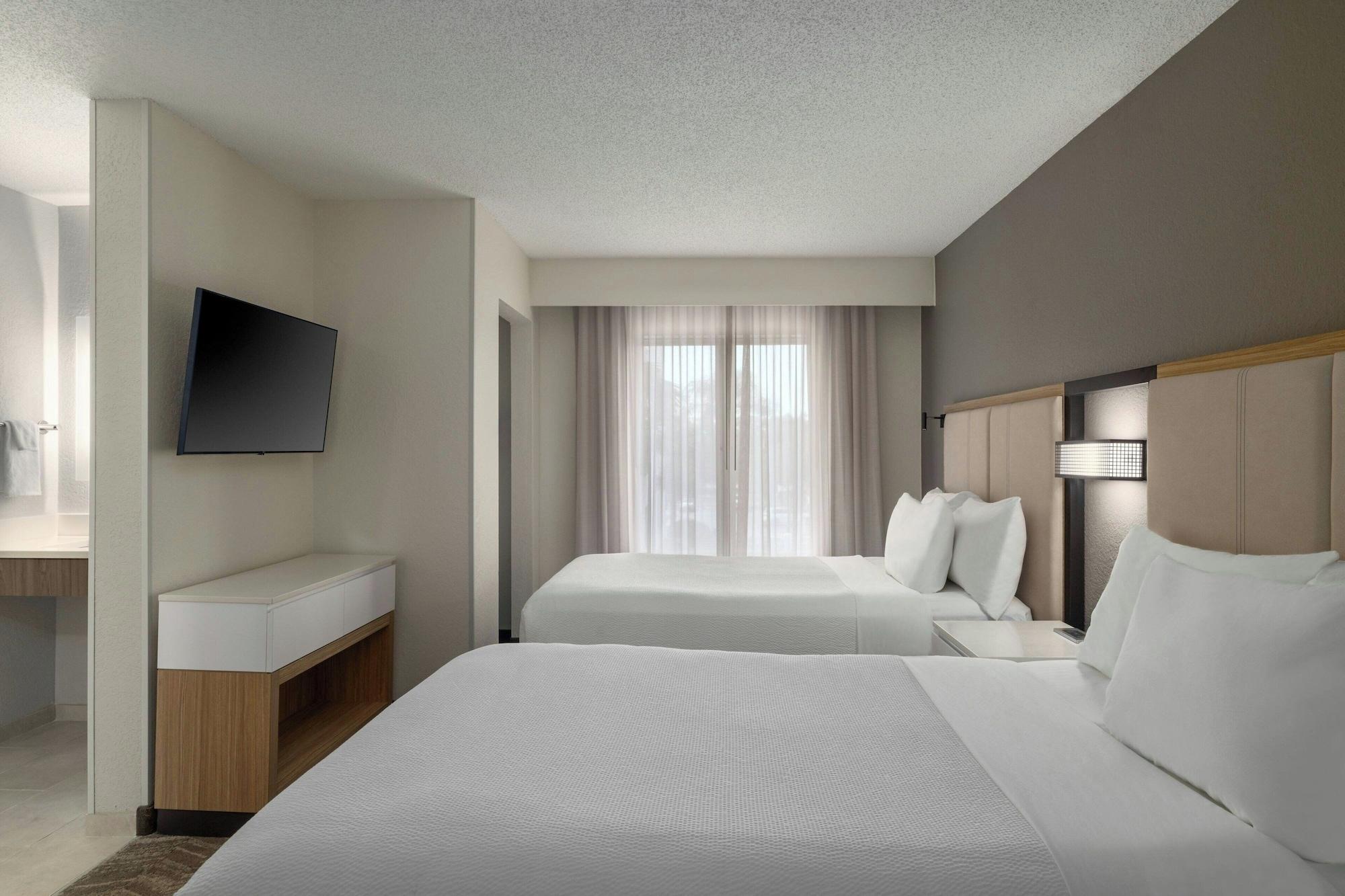 Suite, Multiple Beds
