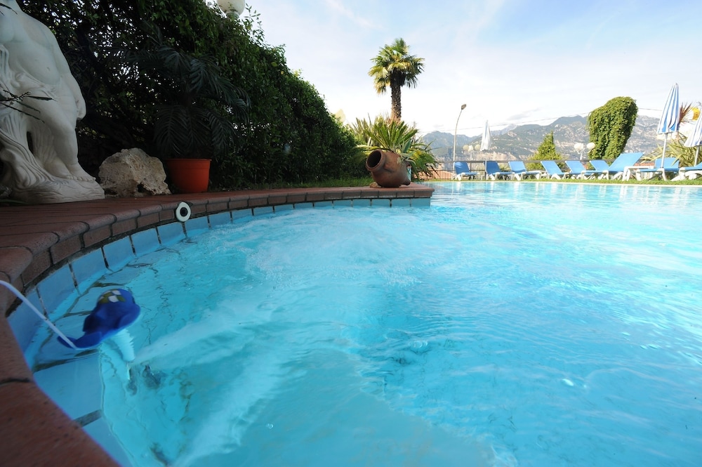 Hotel Cristallo 44/45