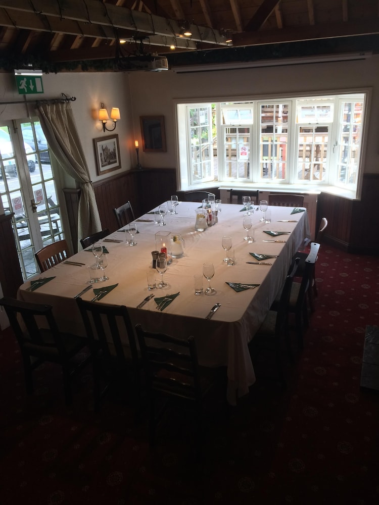 The Wheatsheaf Inn 3/38
