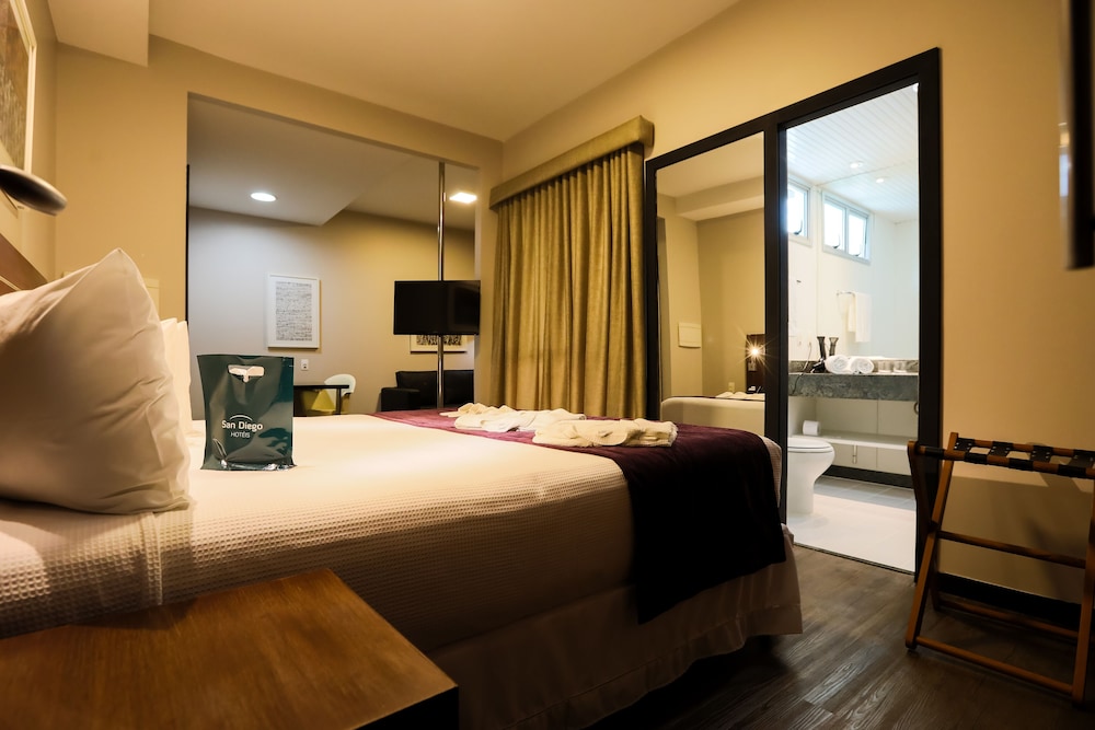 San Diego Suites Ipatinga 13/75