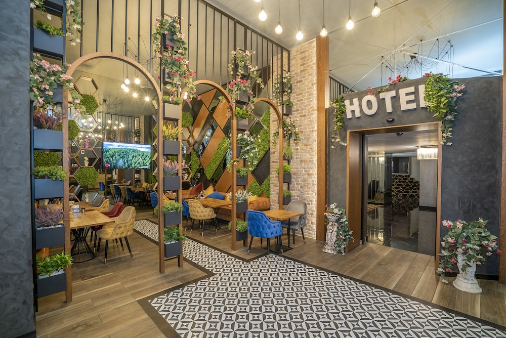 Rhiss Hotels Maltepe 34/50