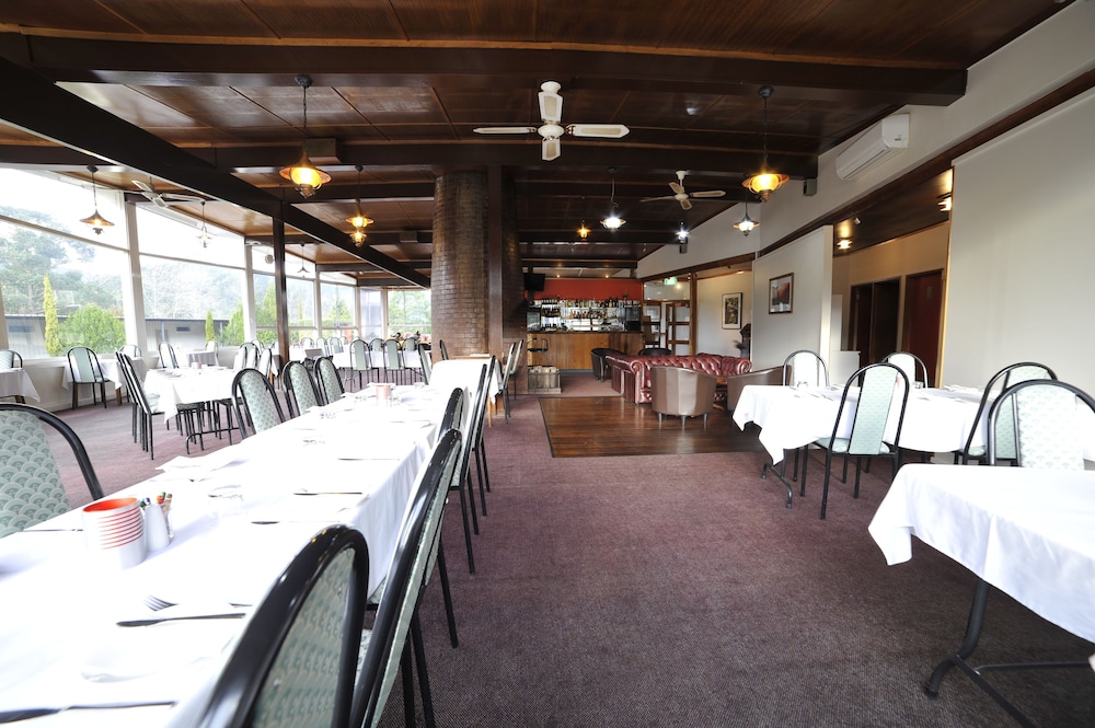 SILVER HILLS MOTEL 4/31