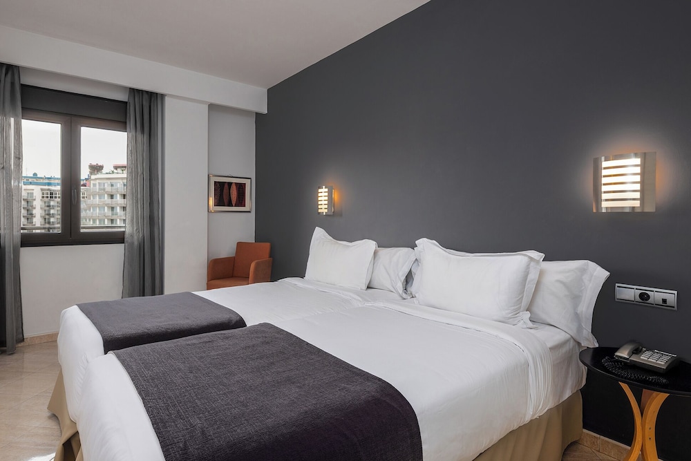 1 BEDROOM, APARTMENT
