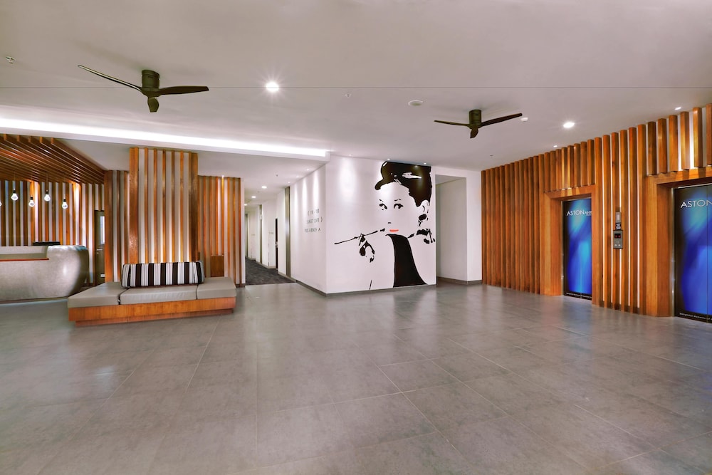 Aston Anyer Beach Hotel 7/50