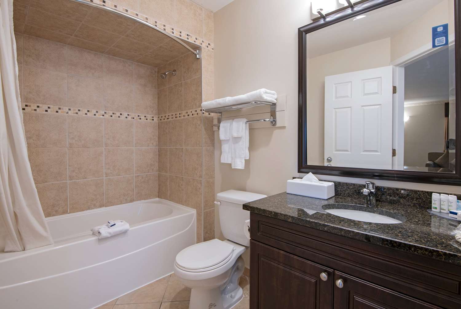 Travelodge By Wyndham Kamloops Mountview 63/69