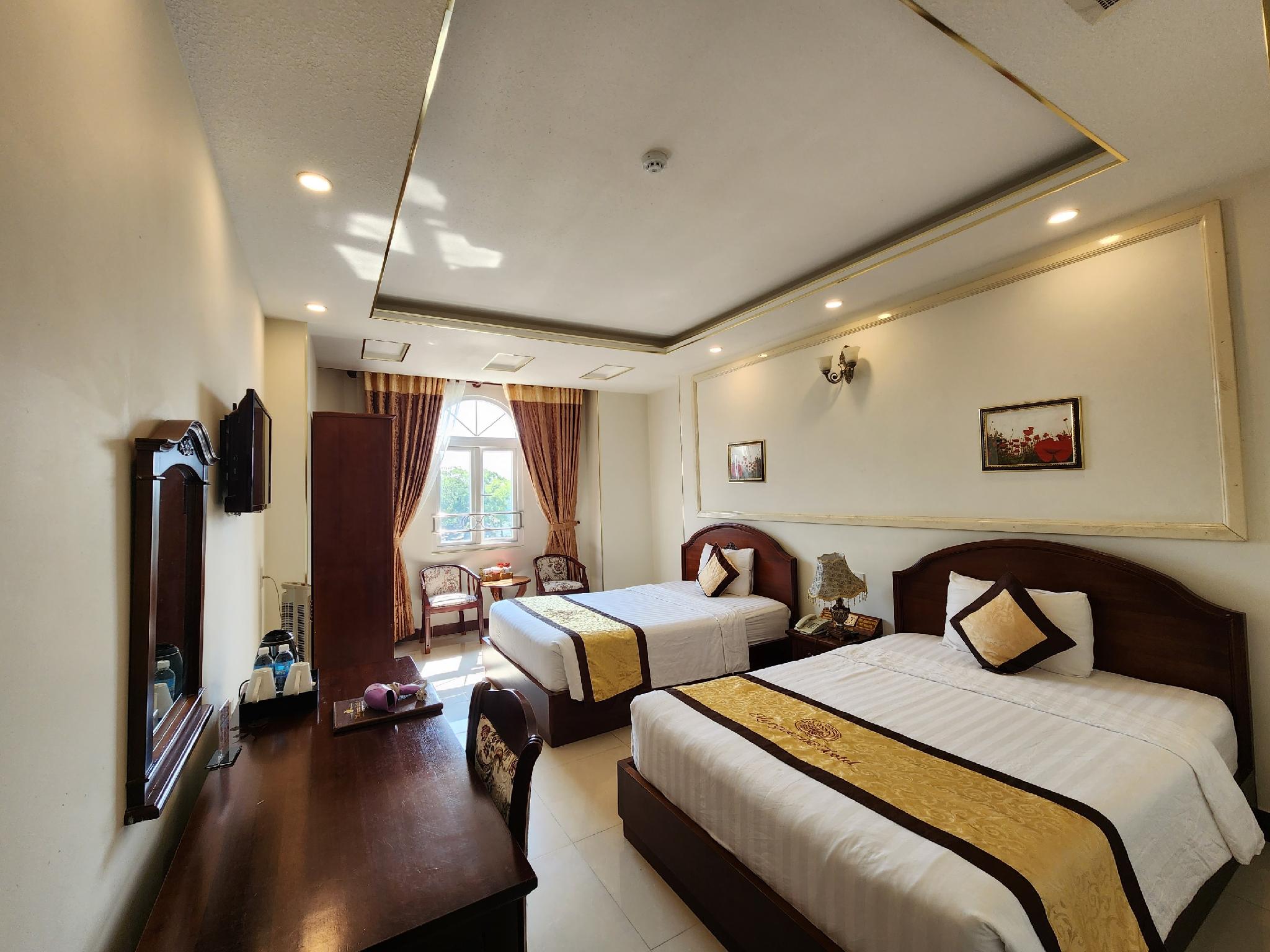 Deluxe, 4 Beds, Twin Beds, City View