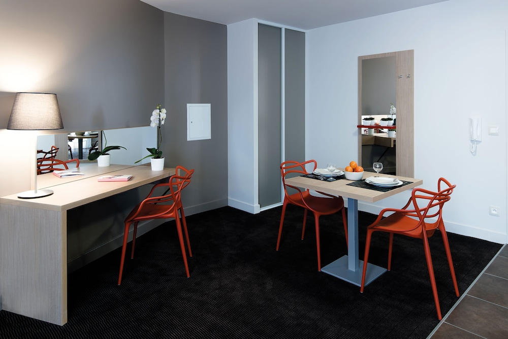 Appart City Confort Bordeaux Chartrons 38/49
