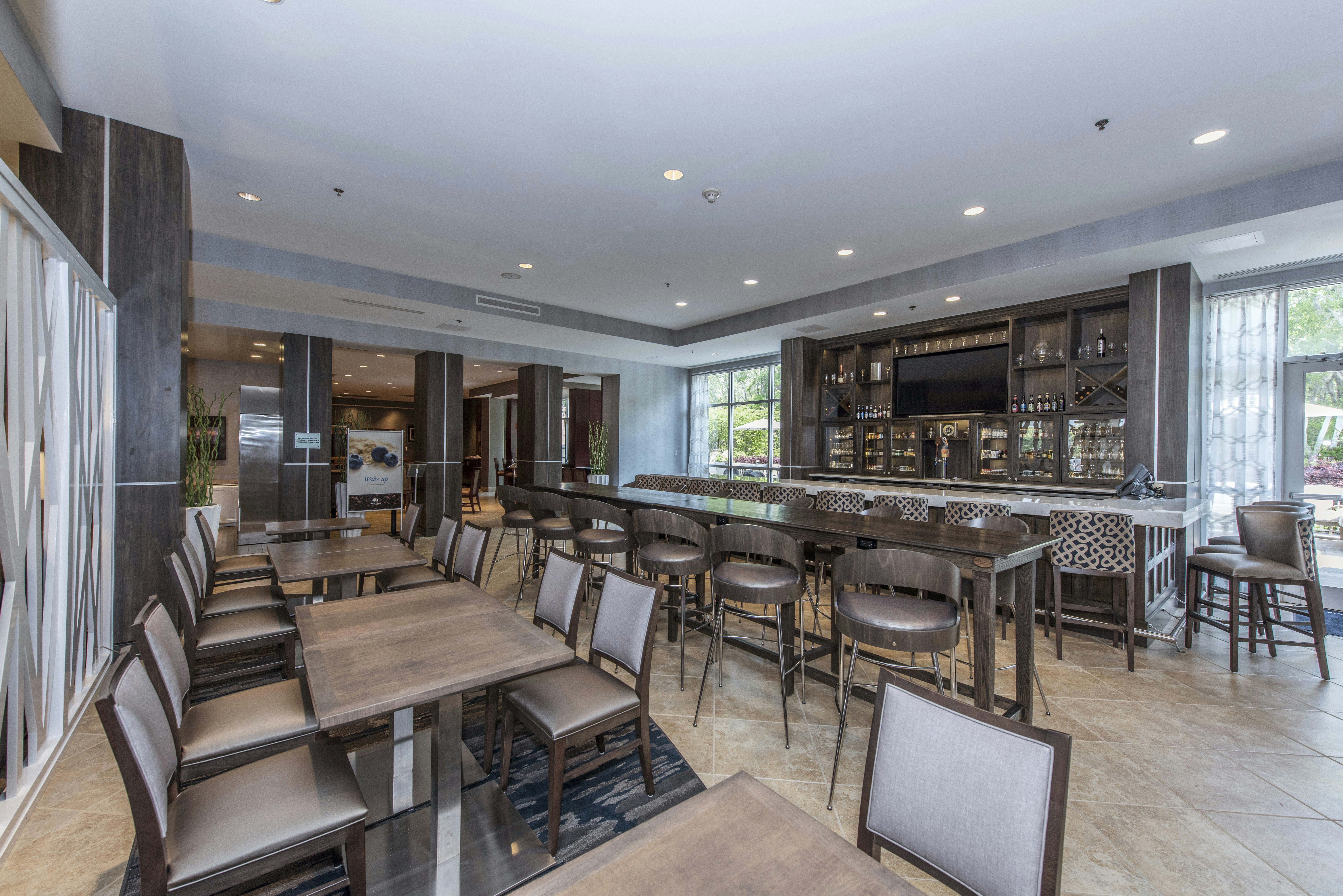 Doubletree By Hilton North Charleston Convention Center 17/32