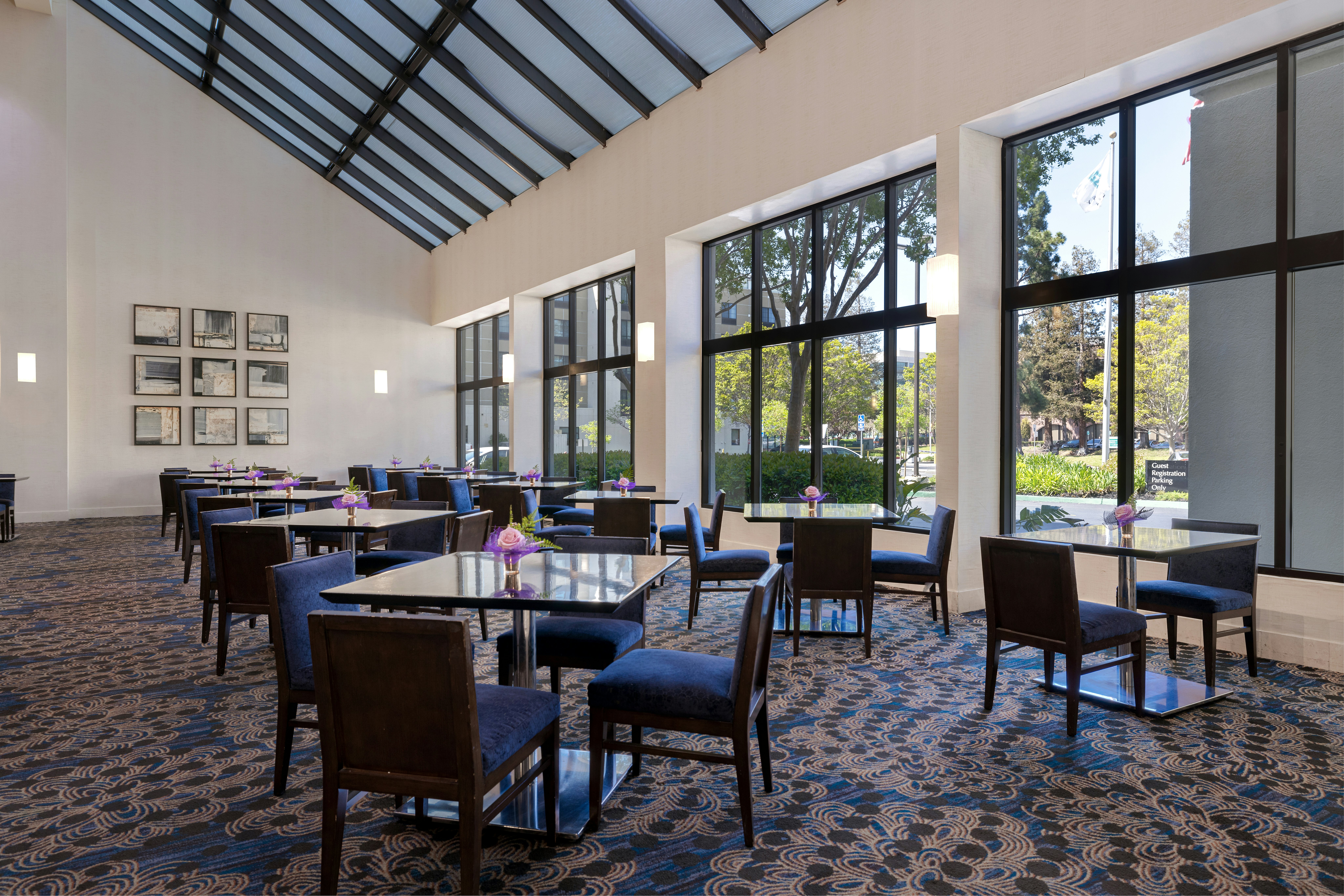 Embassy Suites by Hilton Santa Clara Silicon Valley 27/45