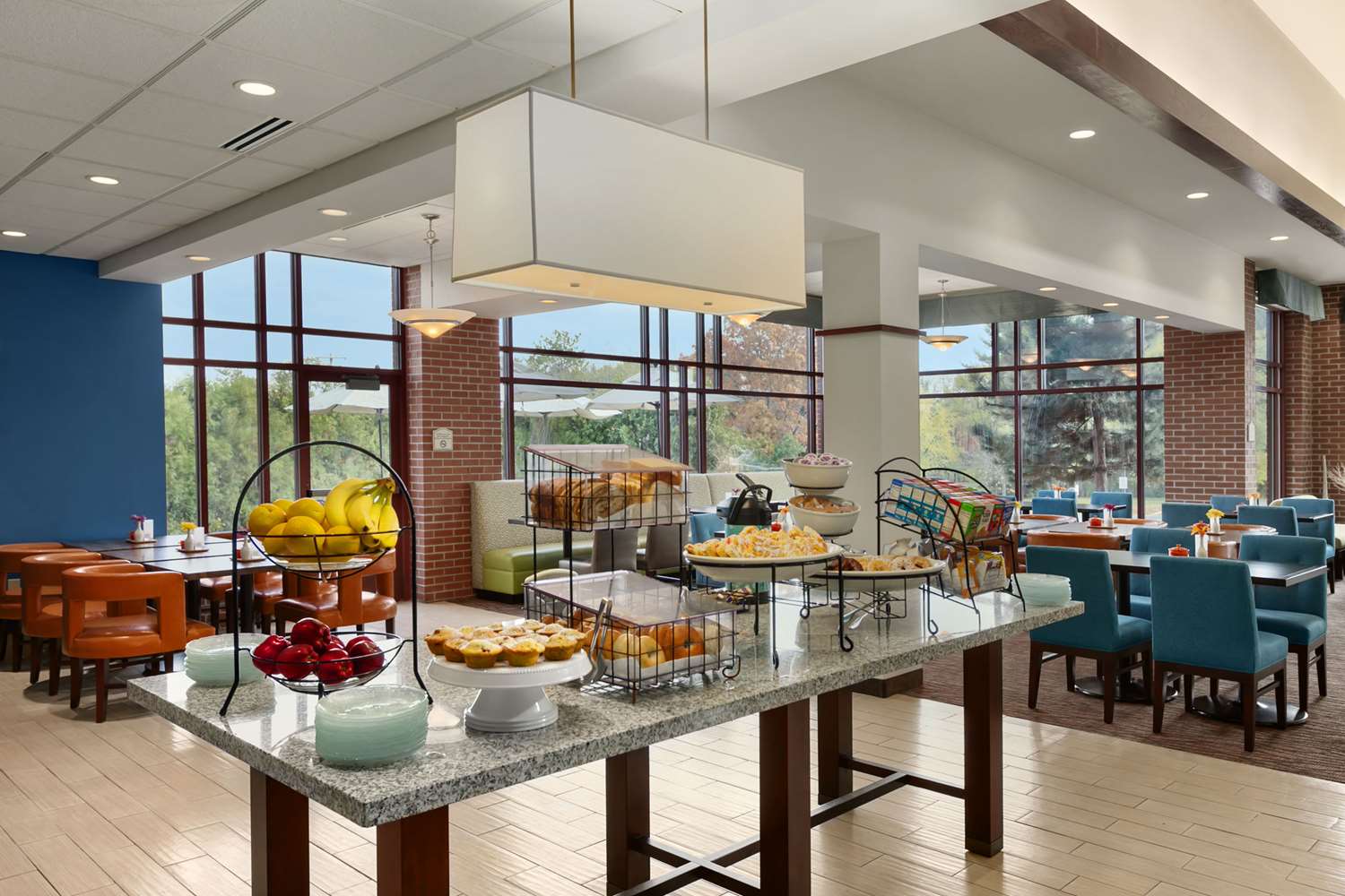 restaurant cafeteria