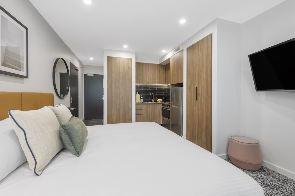 Punthill Essendon North Apartment Hotel 14/36