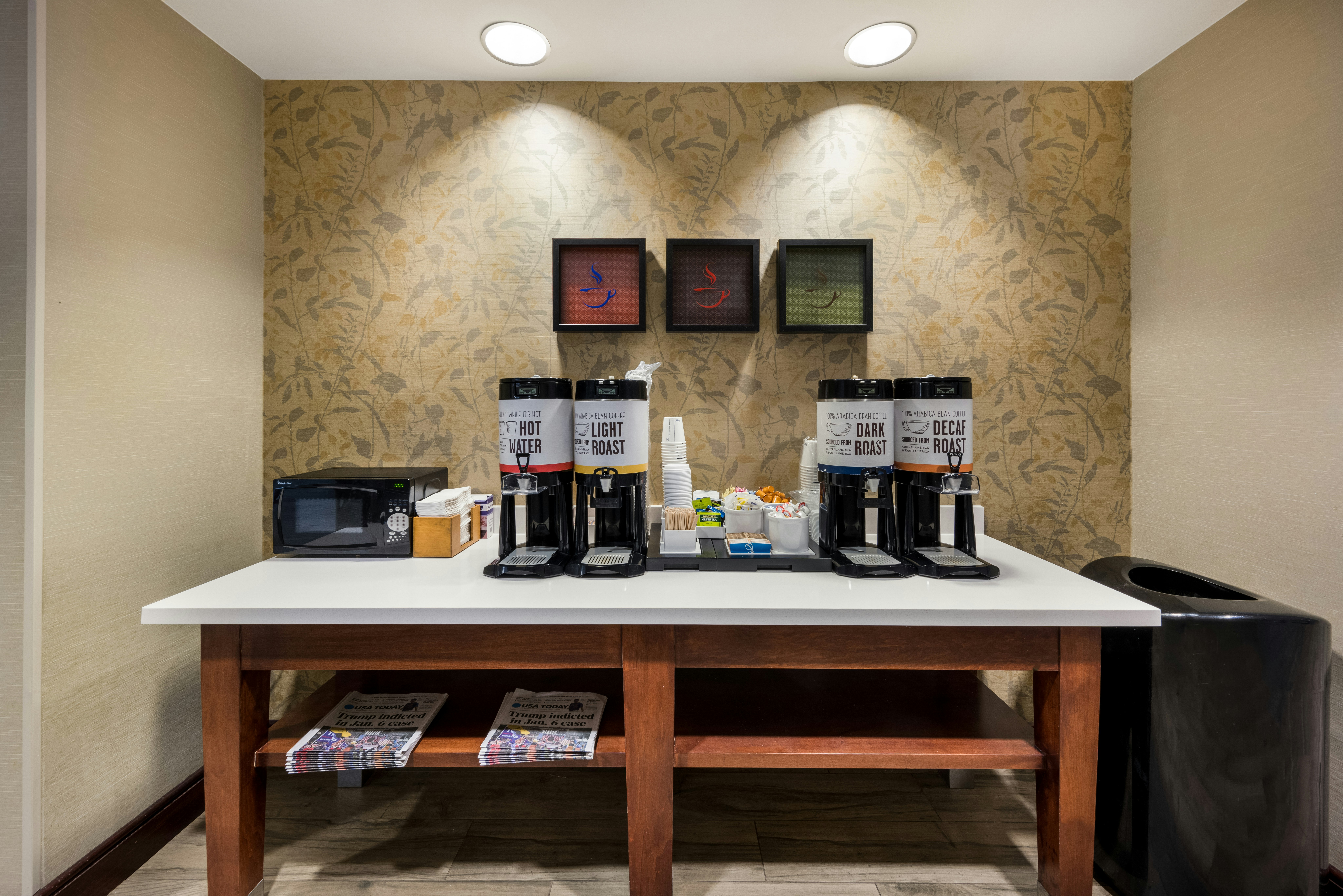 Hampton Inn & Suites Fredericksburg-at Celebrate Virginia 30/39