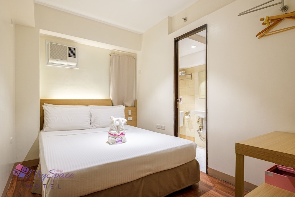 Myspace Hotel At Bgc 21/70
