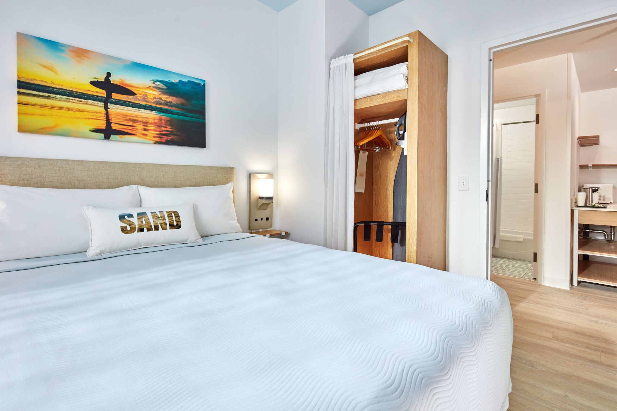 Room at Universal's Endless Summer Resort - Dockside Inn and Suites, ORLANDO - FL