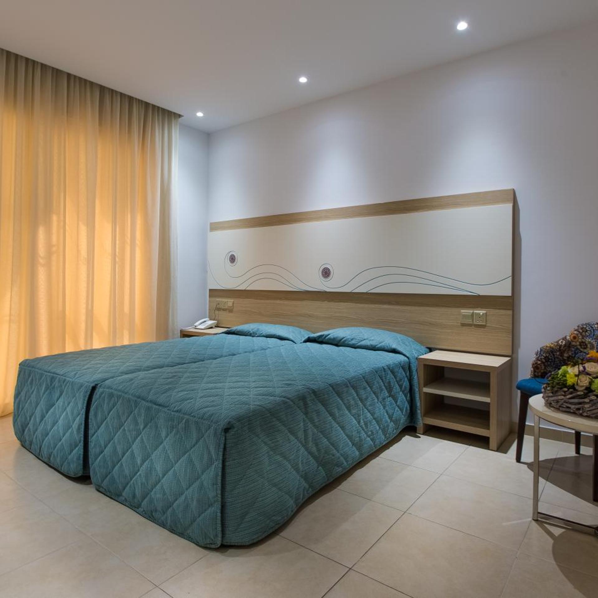 Twin/Double Room - Superior - Inland View