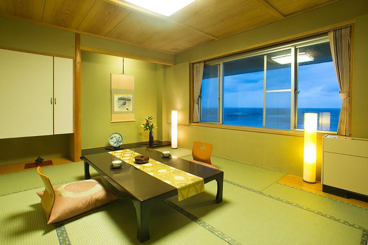 Senami View Hotel 51/52