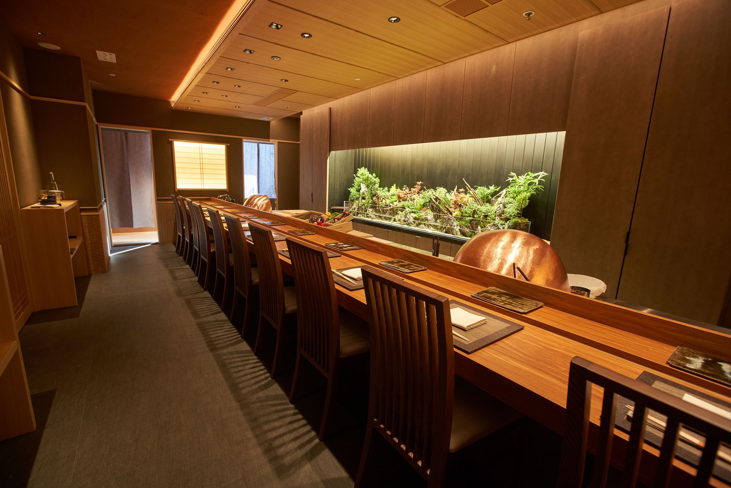 Four Seasons Hotel Hong Kong 41/76