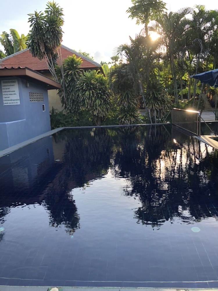 Sd Beach Resort 47/50