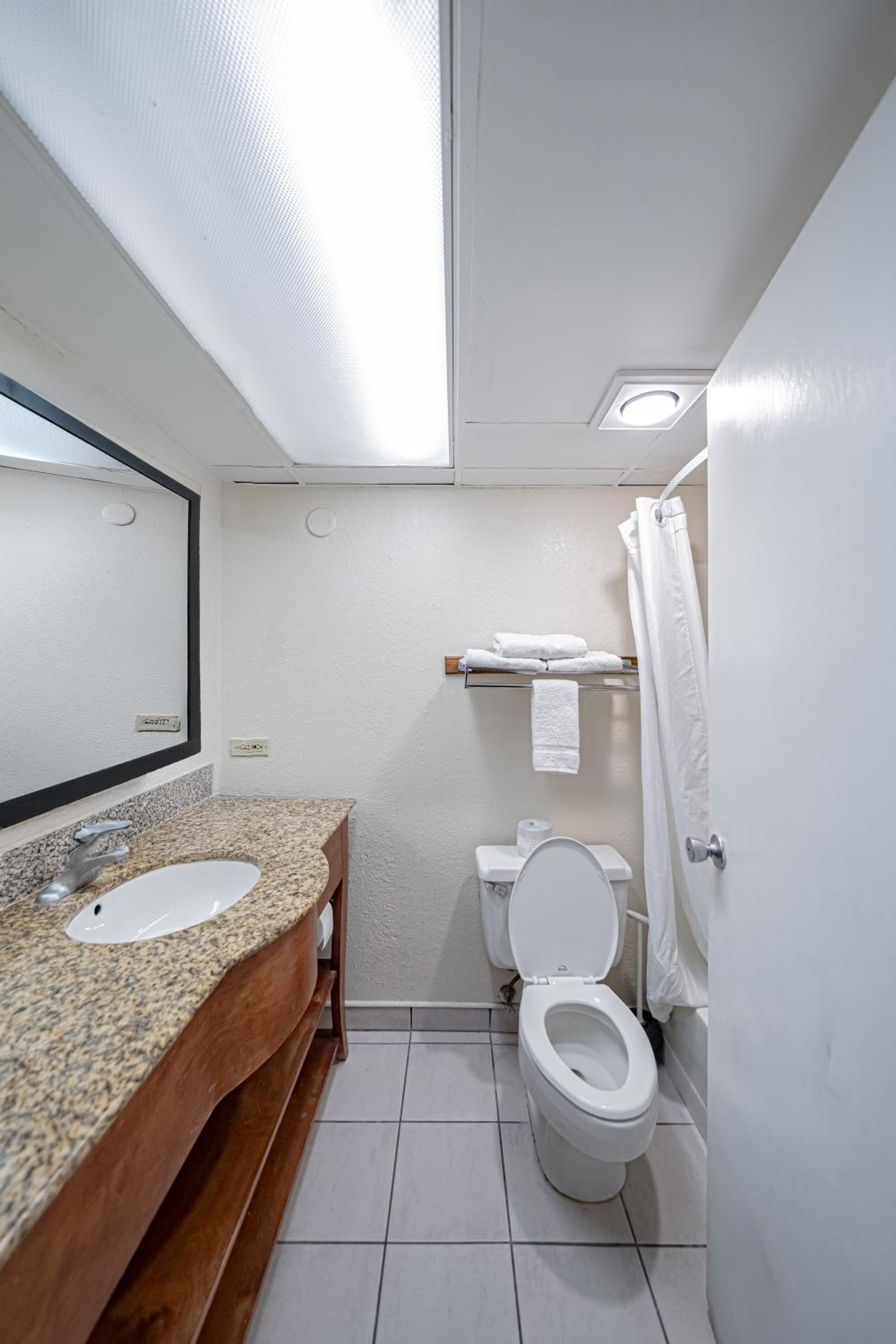 Motel6 Pocatello, ID 24/27