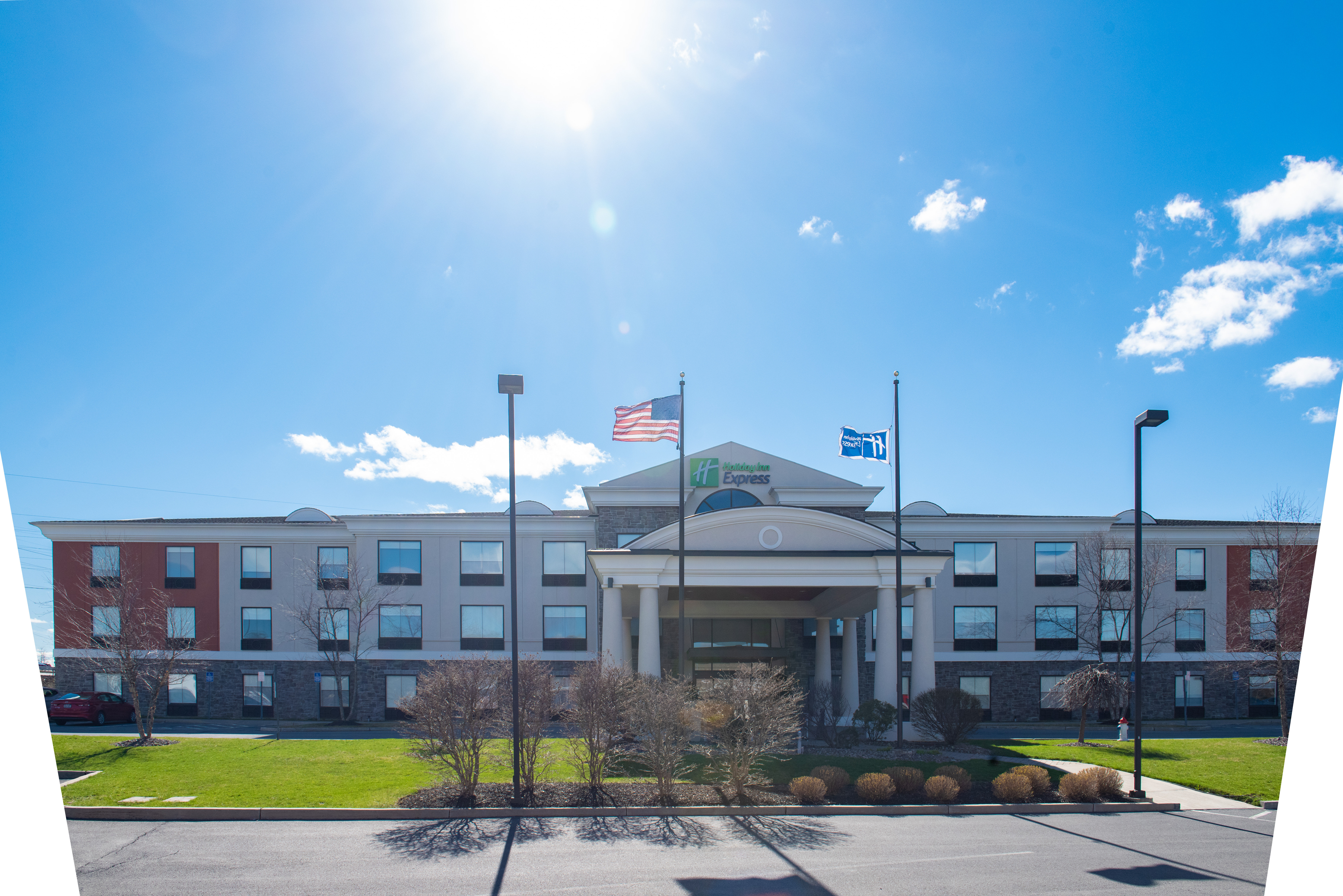 Holiday Inn Express Hotel and Suites Chester-Monroe-Goshen 6/72