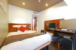Renovated, Comfort, Triple